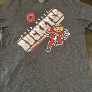 Ohio State Buckeyes Graphic T-Shirt Size medium
